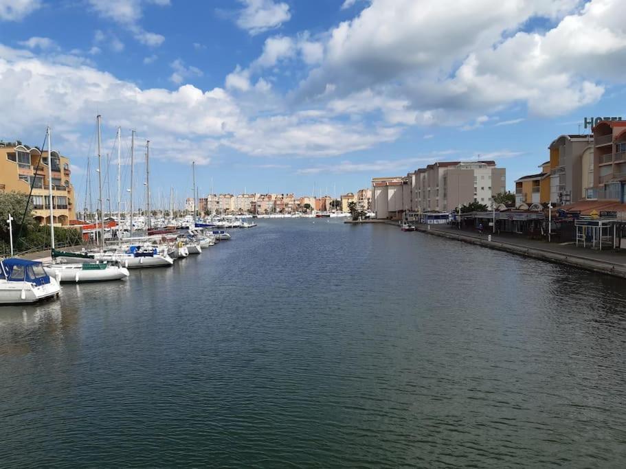 Appart. Calme 5 Pers Vue Sur Le Port De Груисан Екстериор снимка