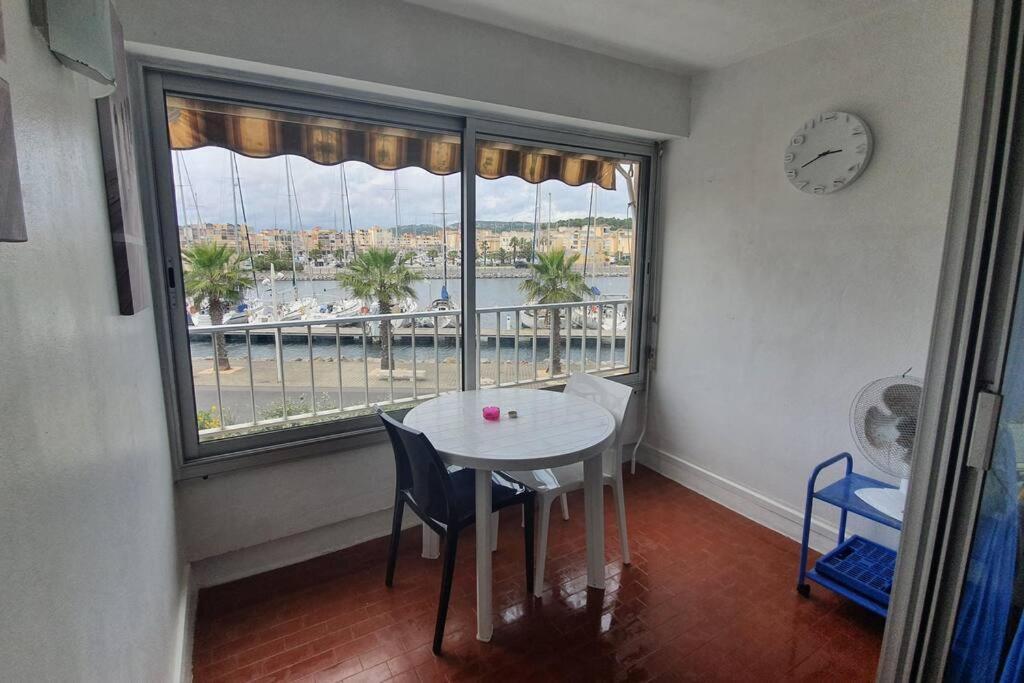 Appart. Calme 5 Pers Vue Sur Le Port De Груисан Екстериор снимка